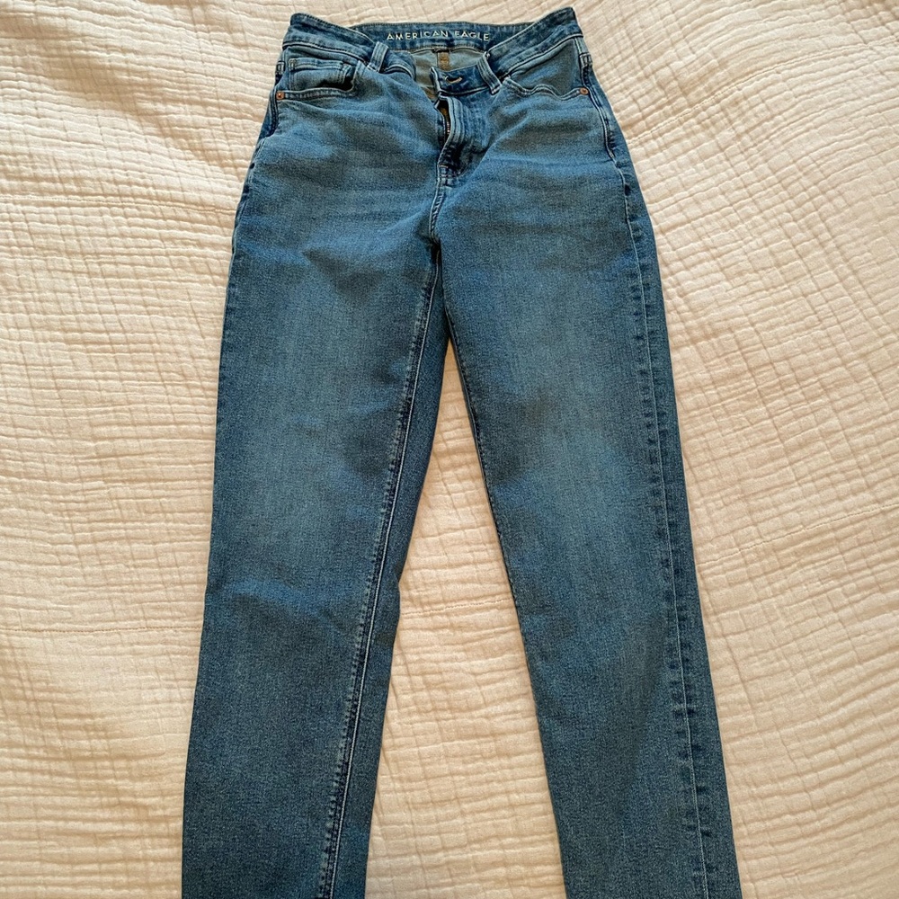 American Eagle Mom Jeans